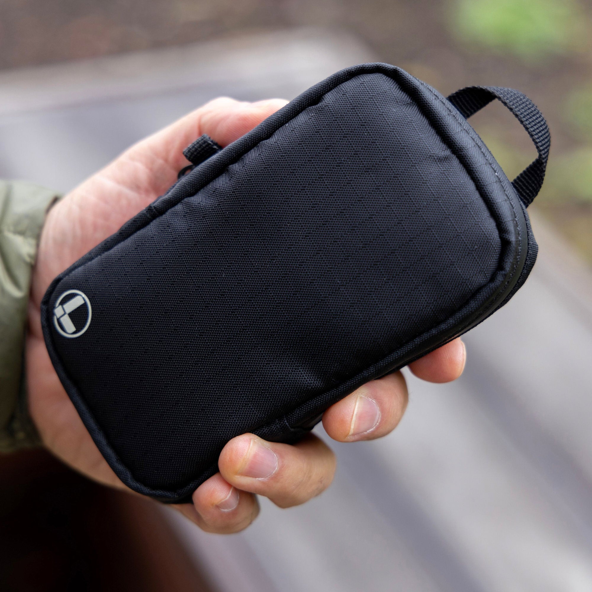 leatherman_tool_pouch_20260402201546_0nxk.jpg